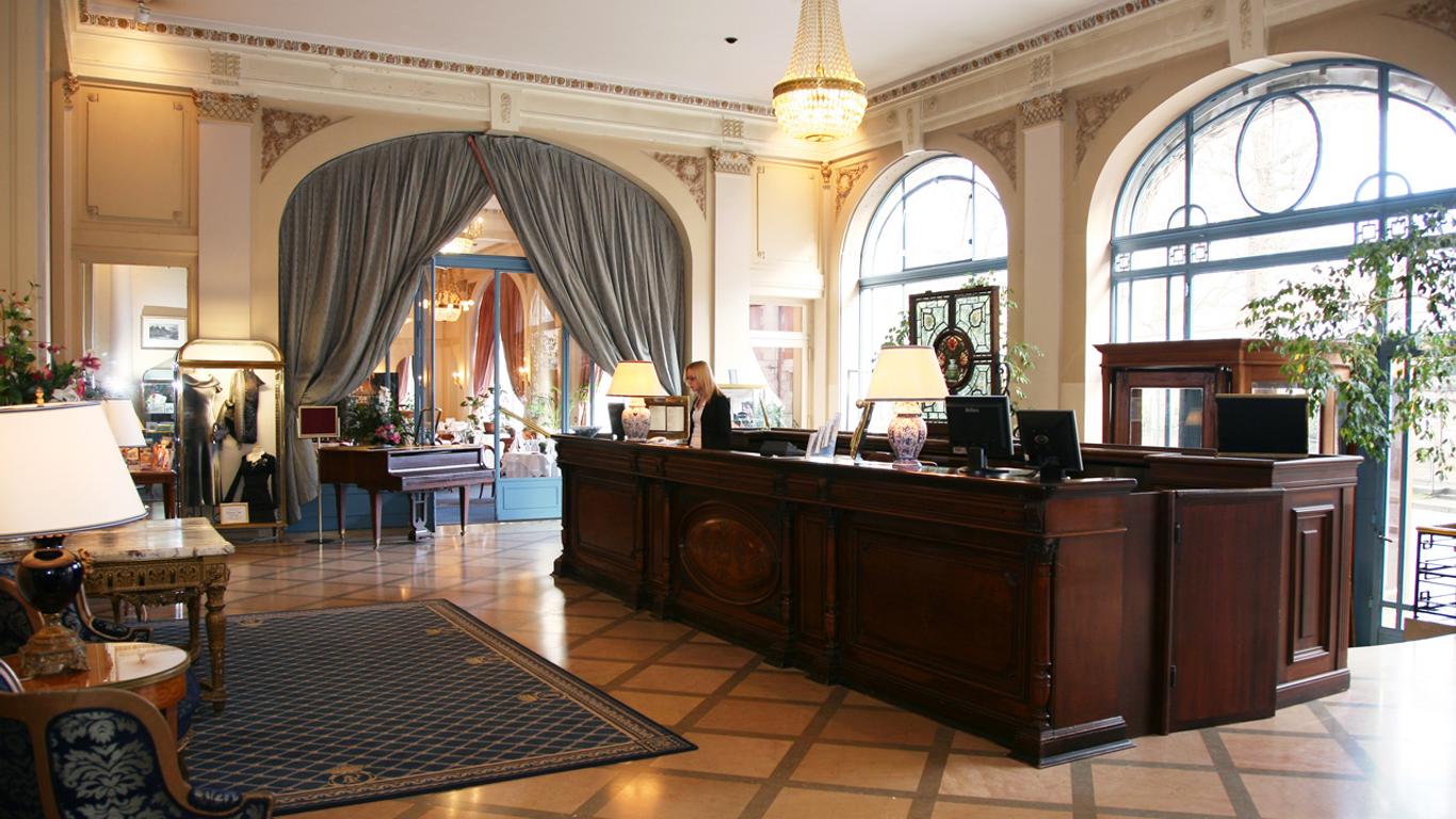 阿萊地宮殿酒店