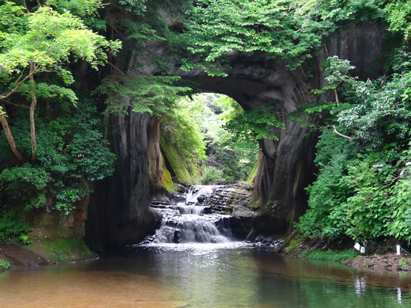 【日本秘境大公開】青池、高千穂峡、濃溝瀑布、龍泉洞、竹田城