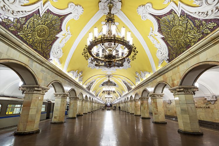 Dive into Moscow's fascinating culture by exploring historic buildings
