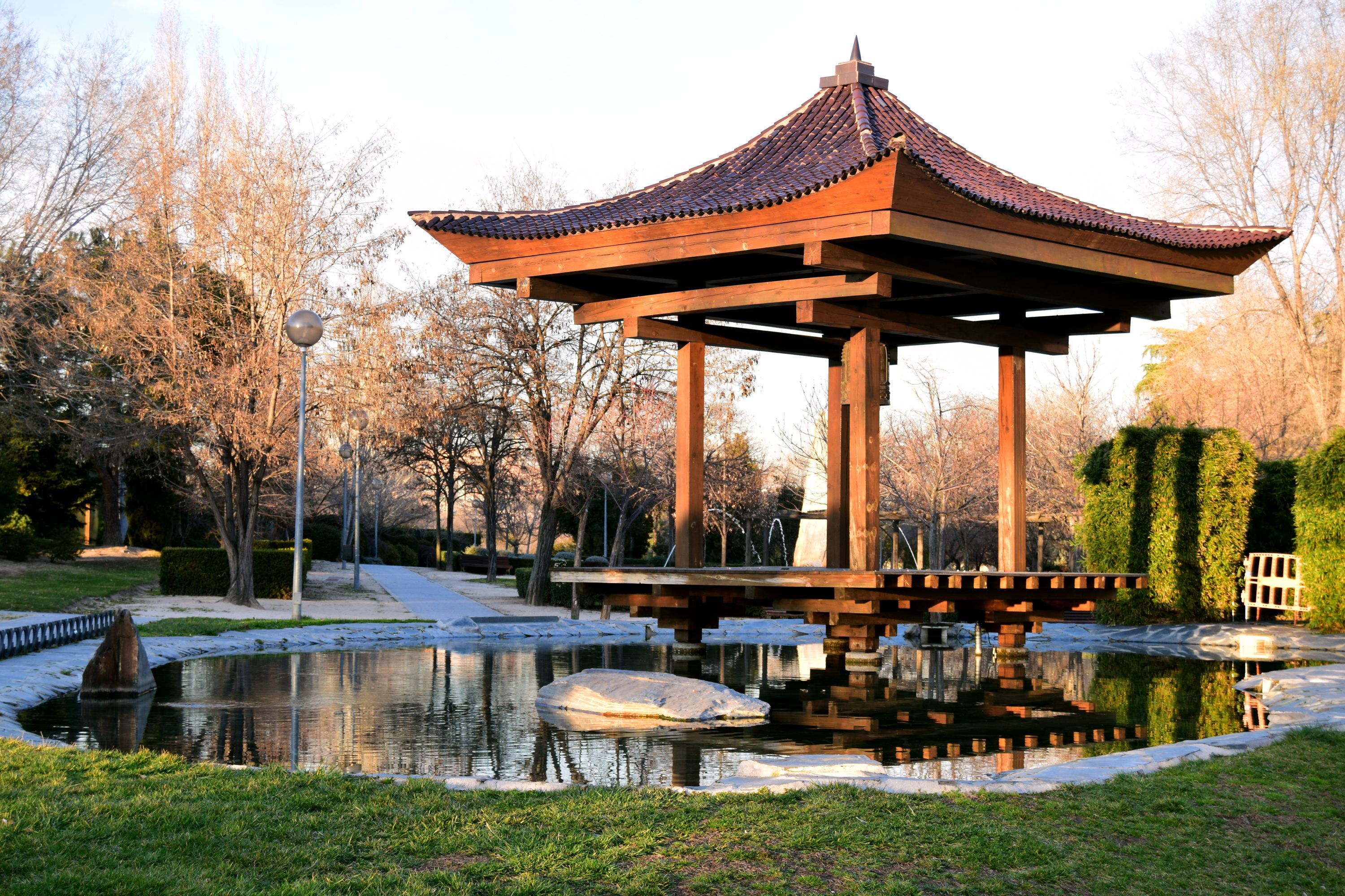 阿爾考本達斯租車