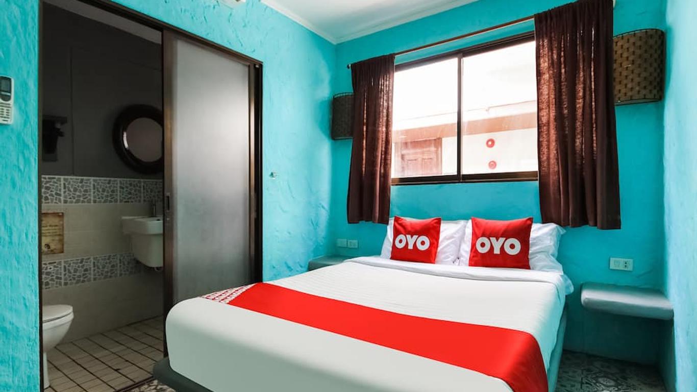 OYO 1103 Pirates House Hotel
