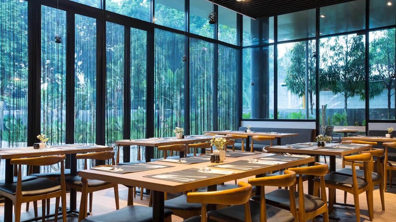 井里汶巴提卡酒店 - 西井里汶