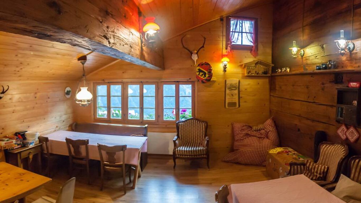 格美灣德山地旅館