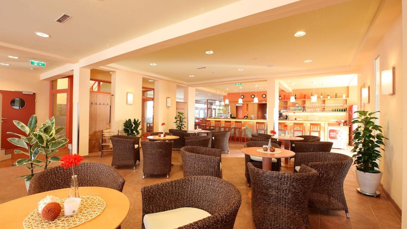 Jufa 朗格酒店 - 聖邁克爾因姆輪高