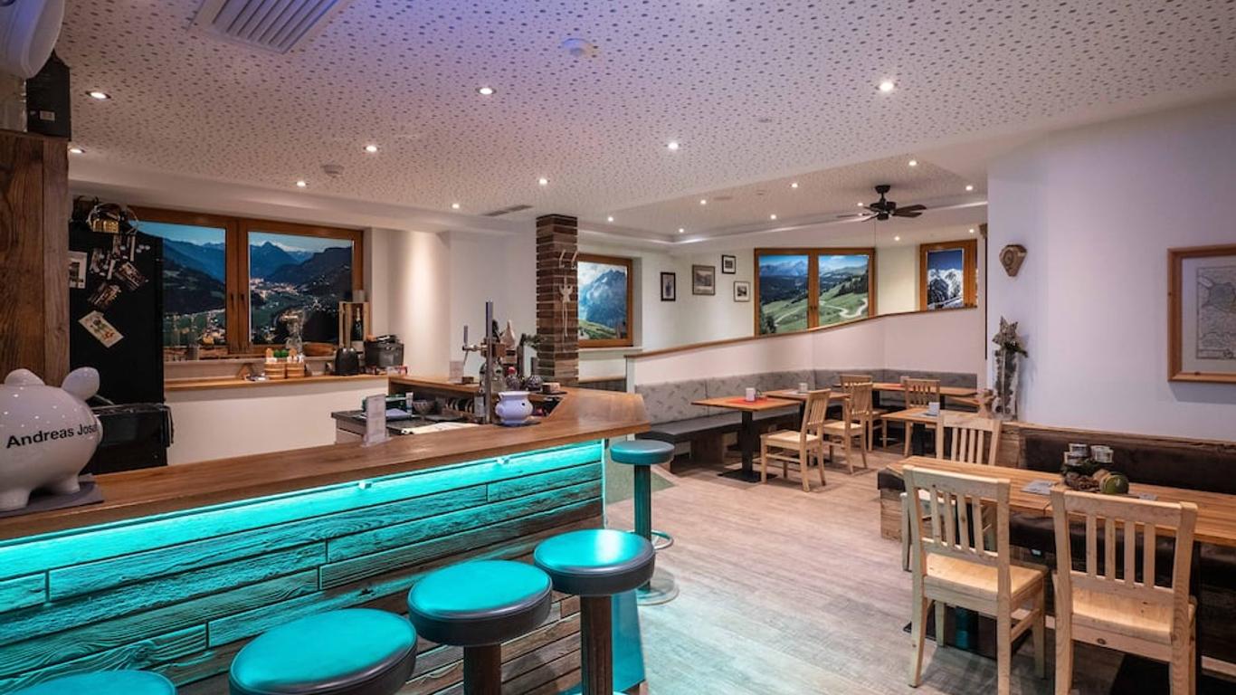 中央旅館酒店及中央鄉村別墅酒店 - 菲根