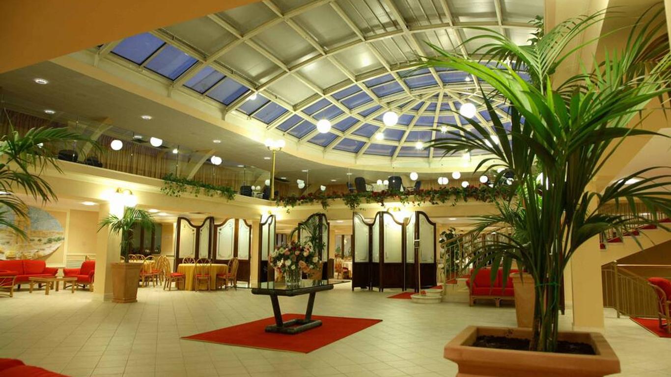 迪歐斯庫灣皇宮酒店 - 阿格利真托