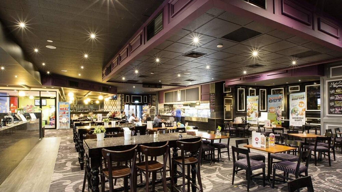 Skyways Taverner - 機場西
