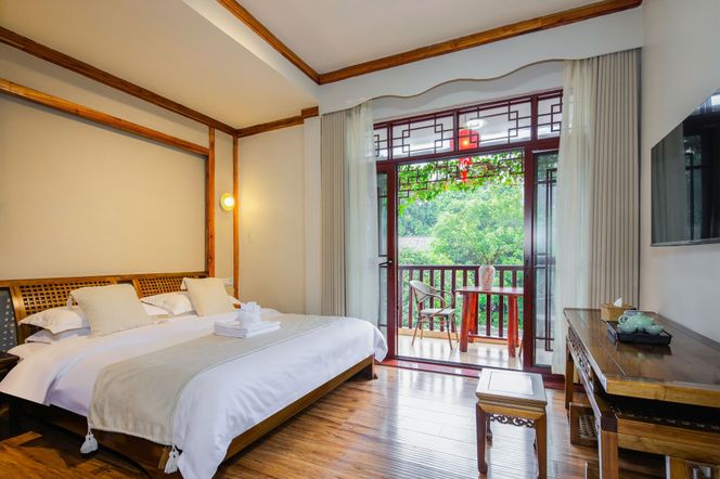 陽朔望江樓酒店