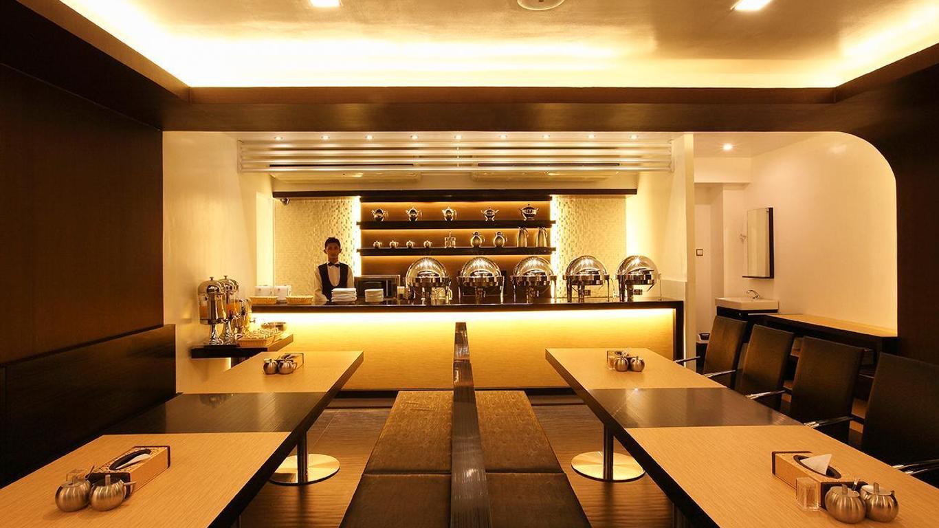 三葉草市中心普拉斯酒店 - 仰光