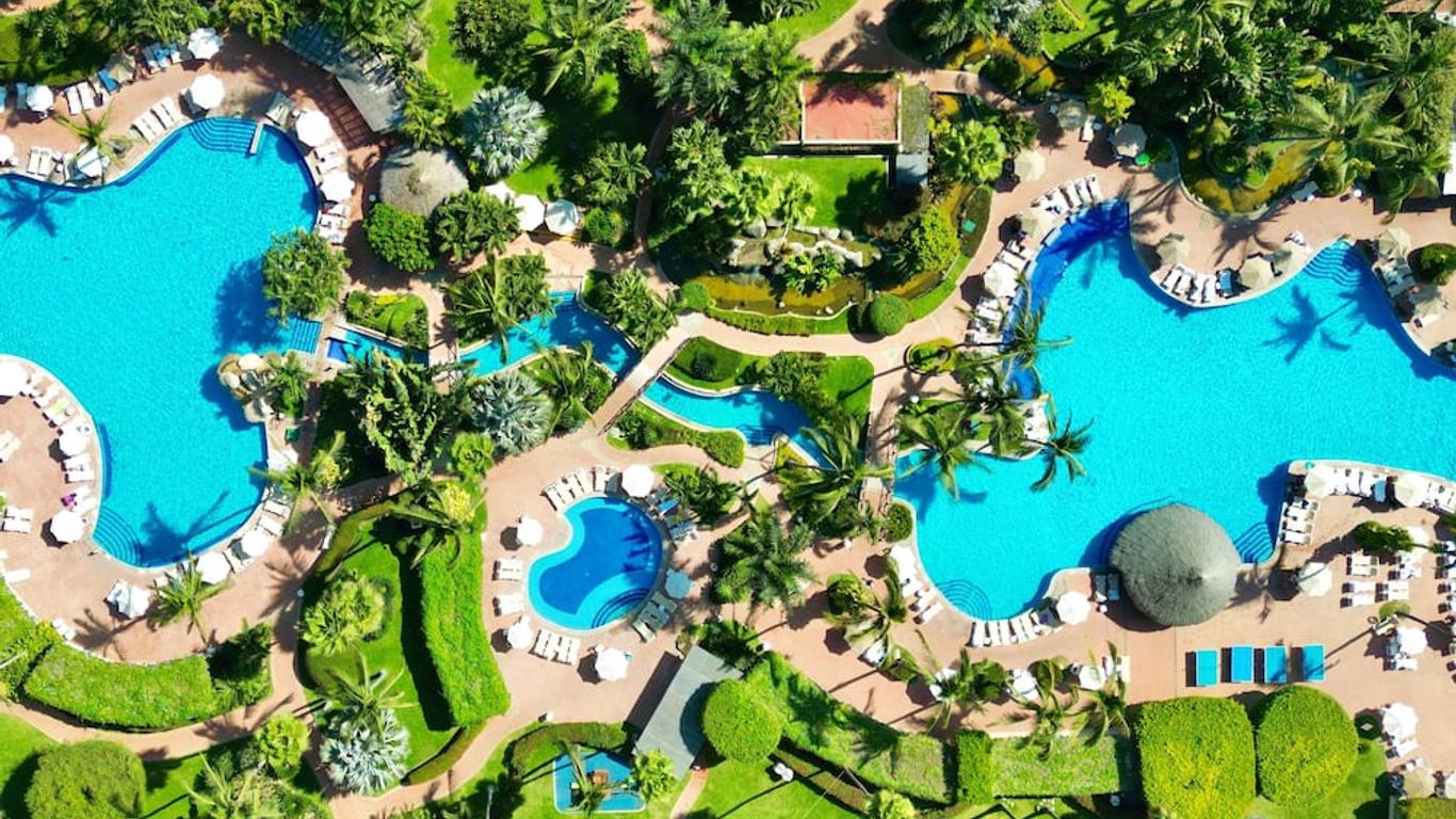 Velas Vallarta 度假套房酒店 - 巴亞爾塔港酒店