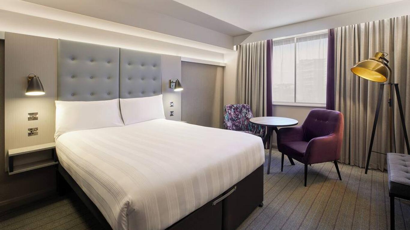 Premier Inn Lon Gatwick Arpt Manor Royal