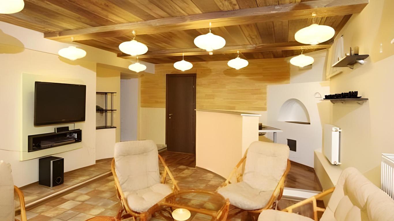 Deryabin Hotel