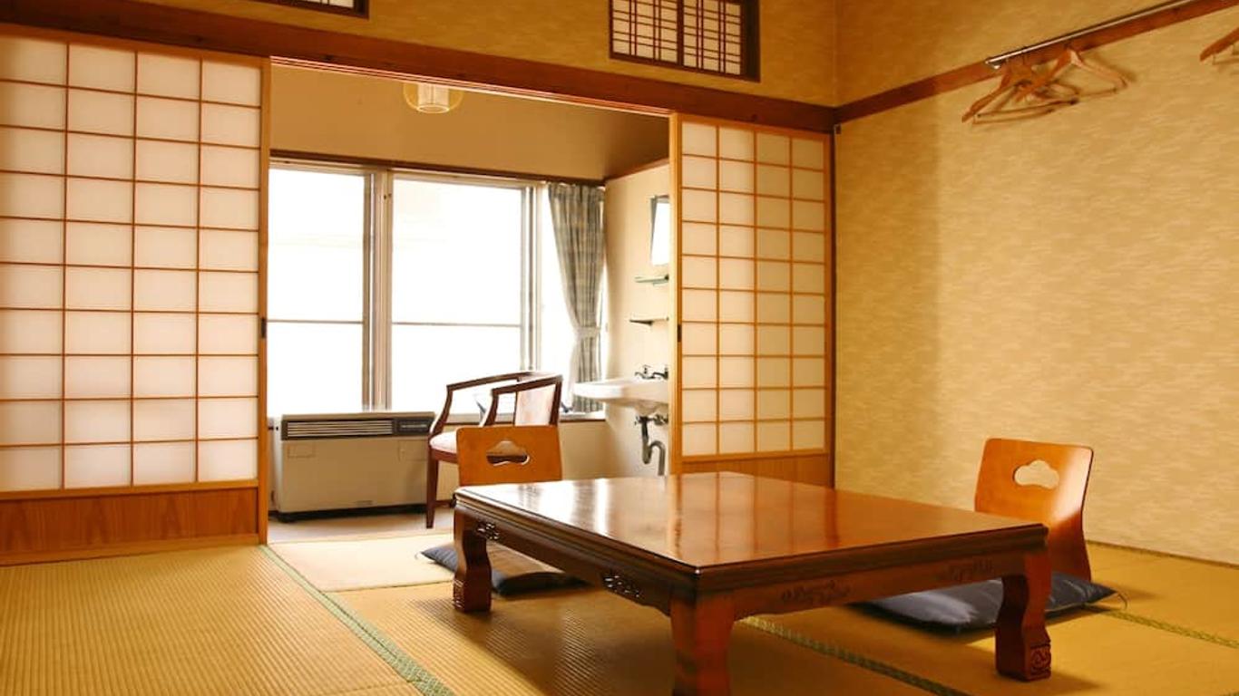 高砂屋旅館