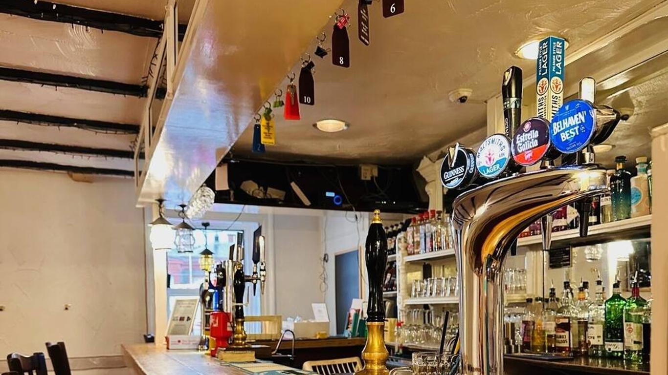 巴爾莫勒爾酒店