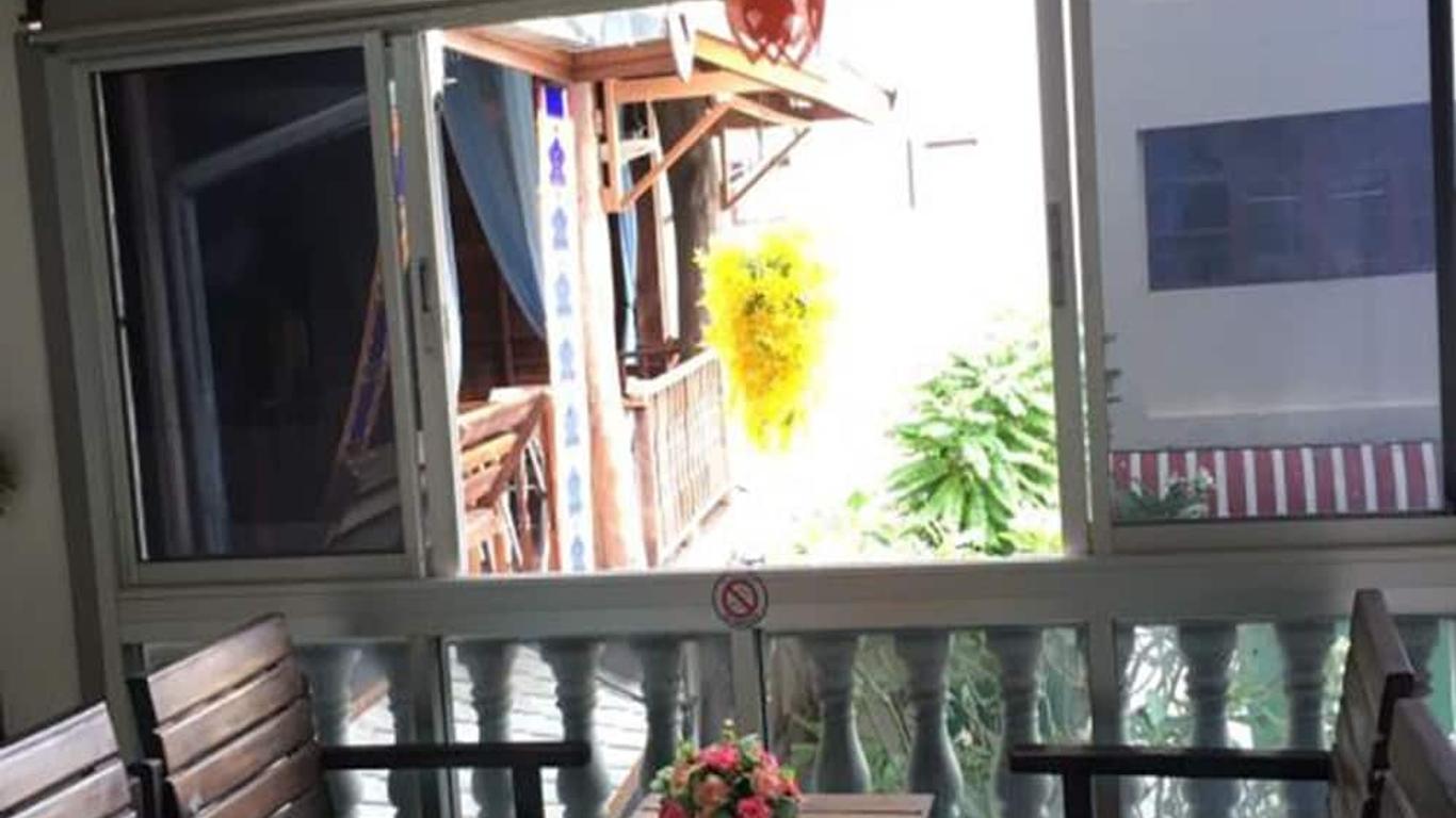 安帕環旅館