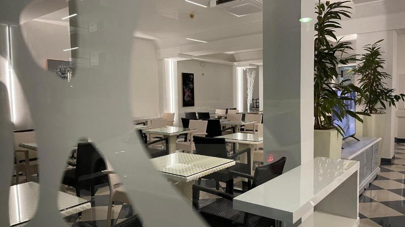 雅典娜酒店