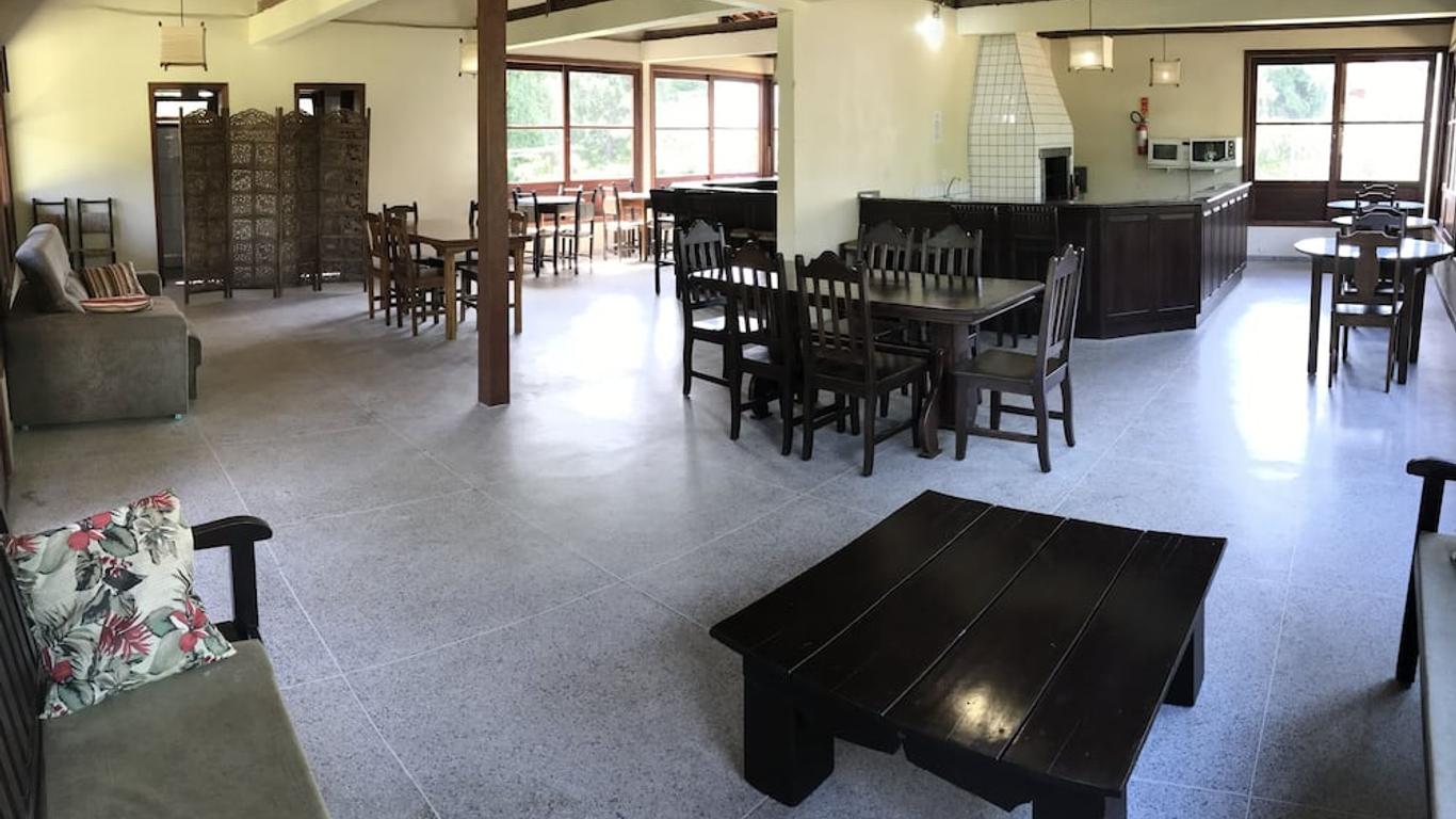 情侶港口旅館 - 英比特巴