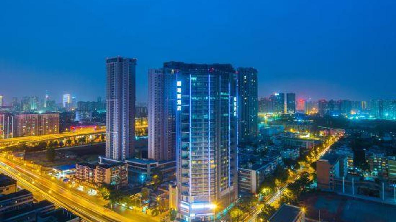 Ruixi Hotel (Chengdu Sichuan University Wangjiang Campus)