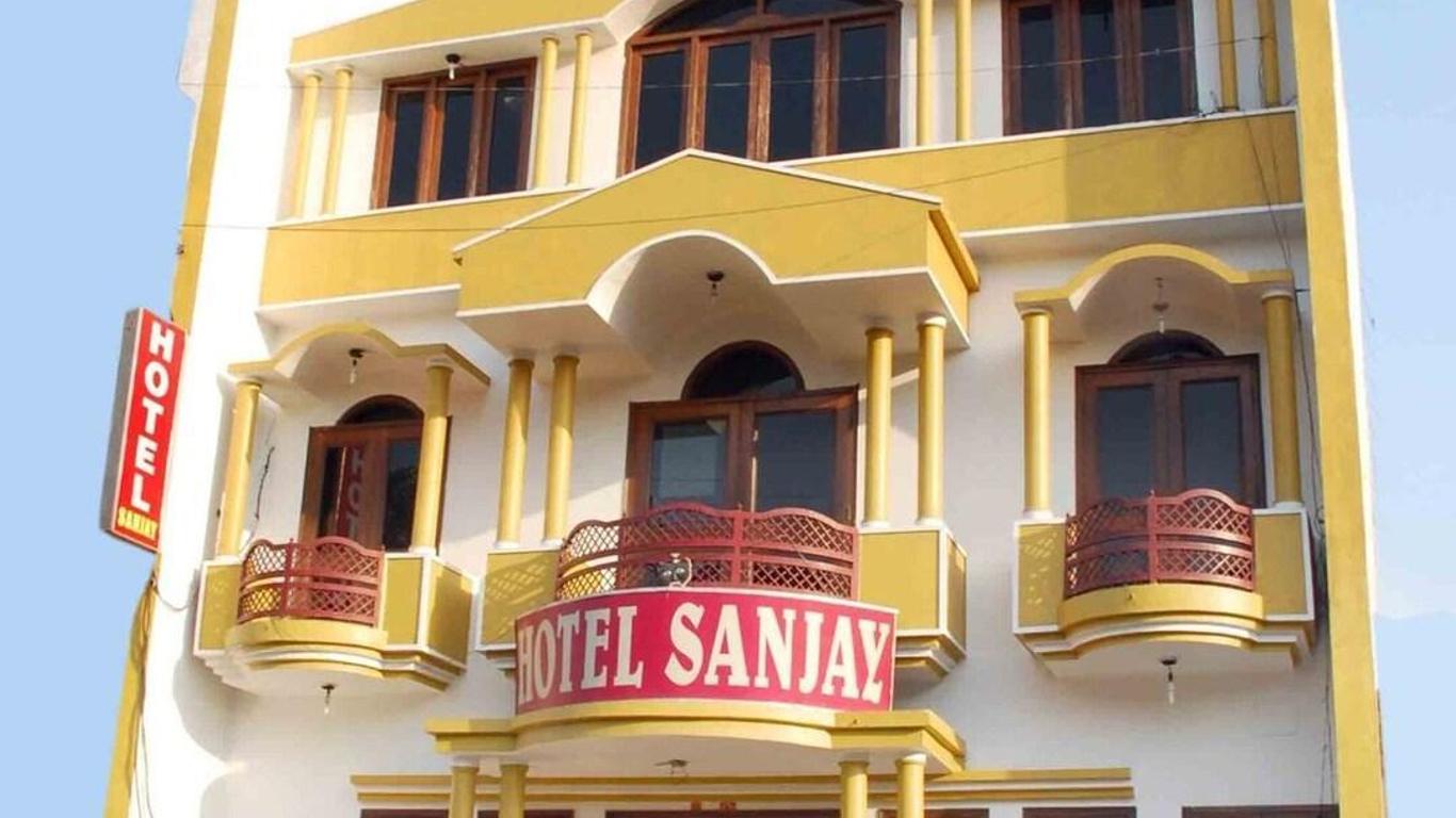 Spot On 36537 Hotel Sanjay