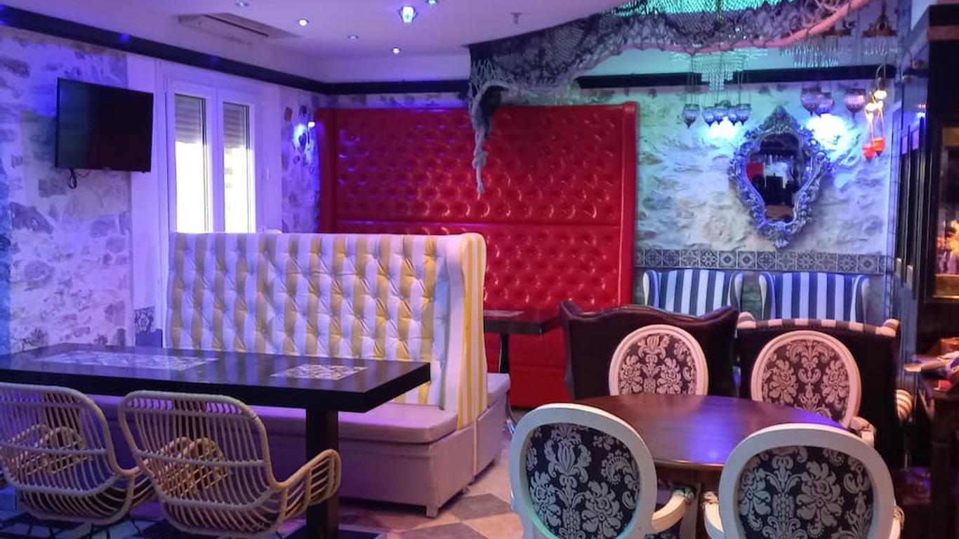 藍海海灘酒店 - 薩索斯島