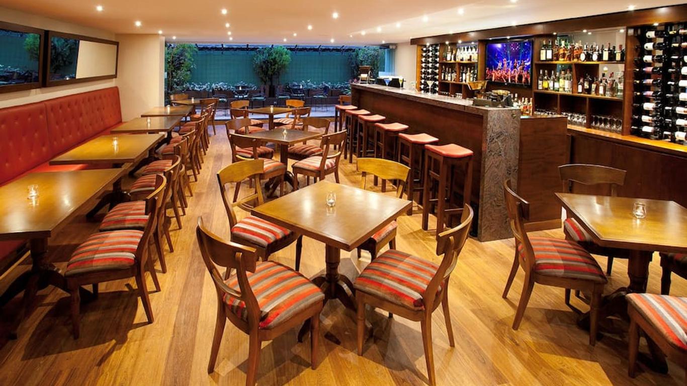 鐘斯伊斯特拉套房酒店 - 波哥大