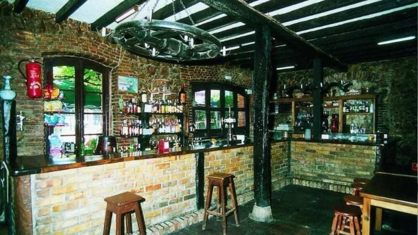 德拉孔查去桑坦德酒店