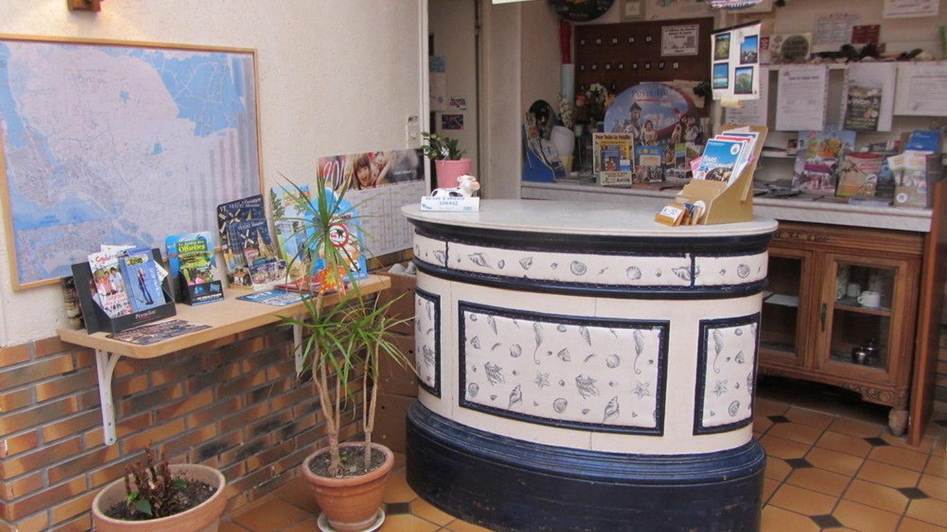 瓦迪恩旅館 - 萊沙布勒多洛訥