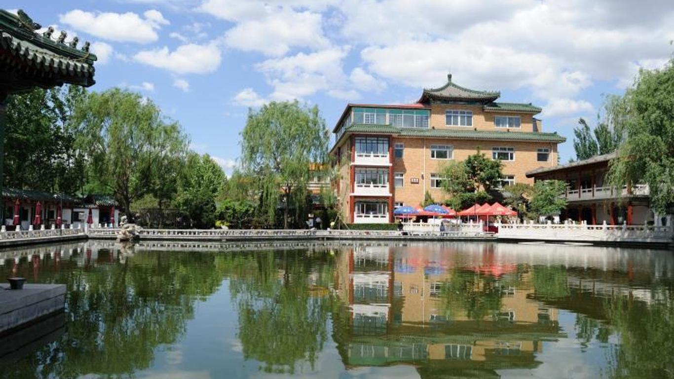 北京龍爪樹賓館