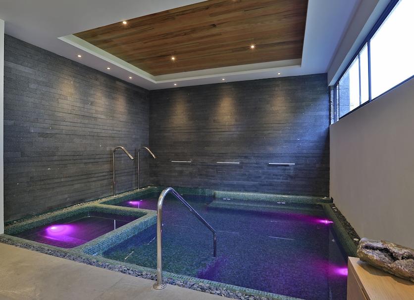 Spa 相片