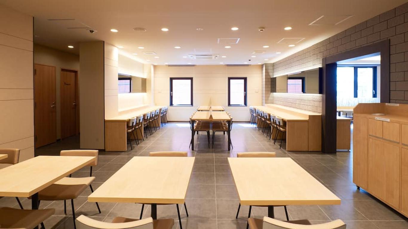 難波日本橋超級酒店