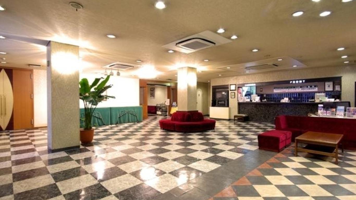 Leo Plaza Hotel