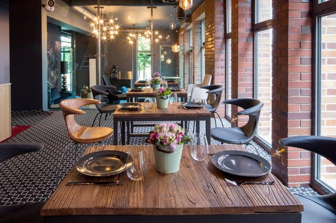 斯塞新琥珀套房飯店 - 僅供成人入住