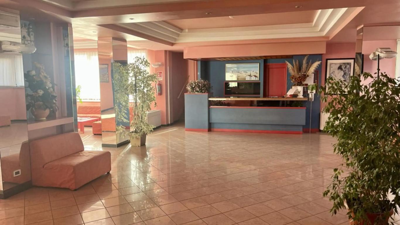 斯特拉瑪麗絲住宅飯店