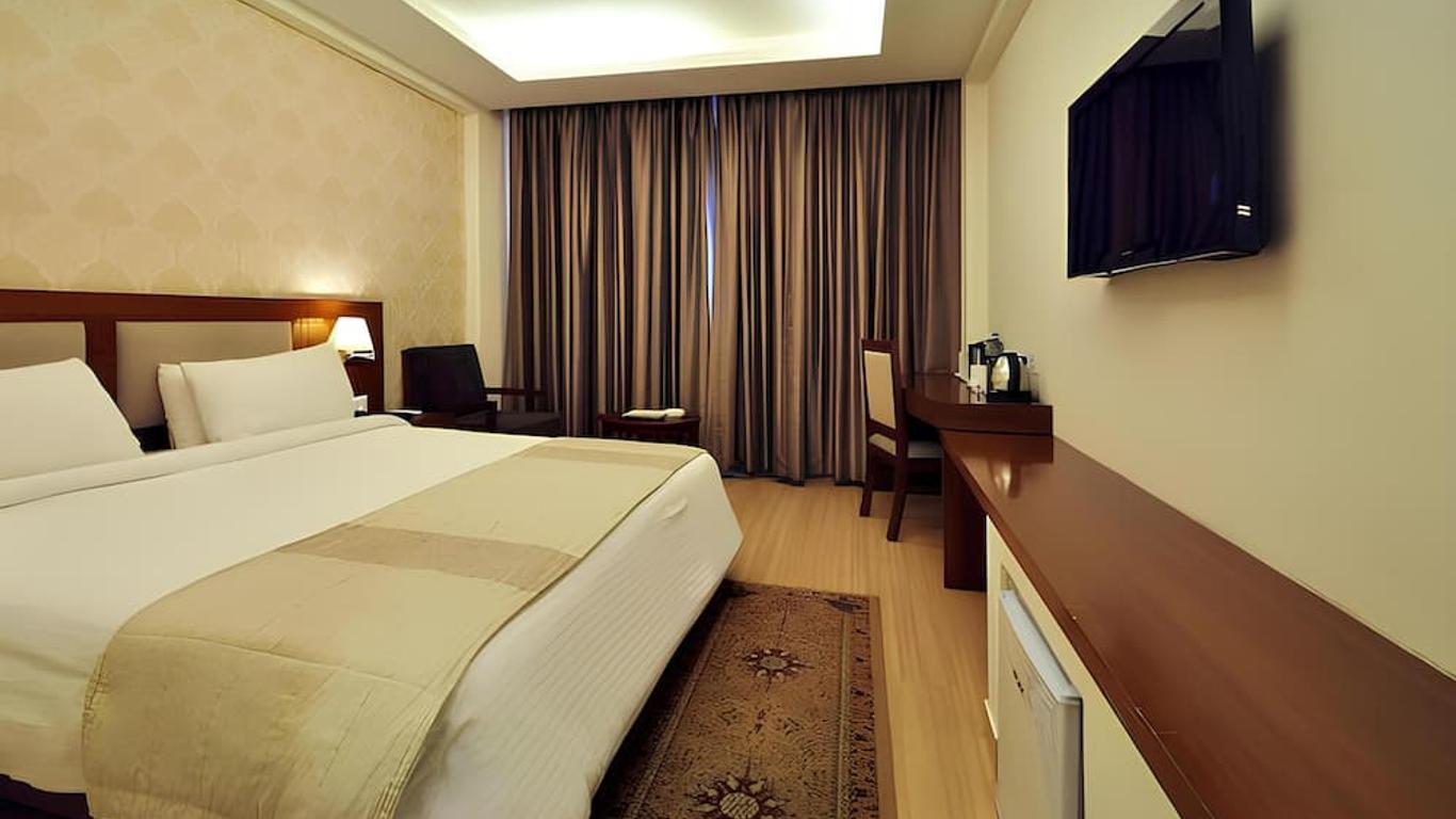Hotel Forest Avenue - Best Luxury Hotel in Dehradun