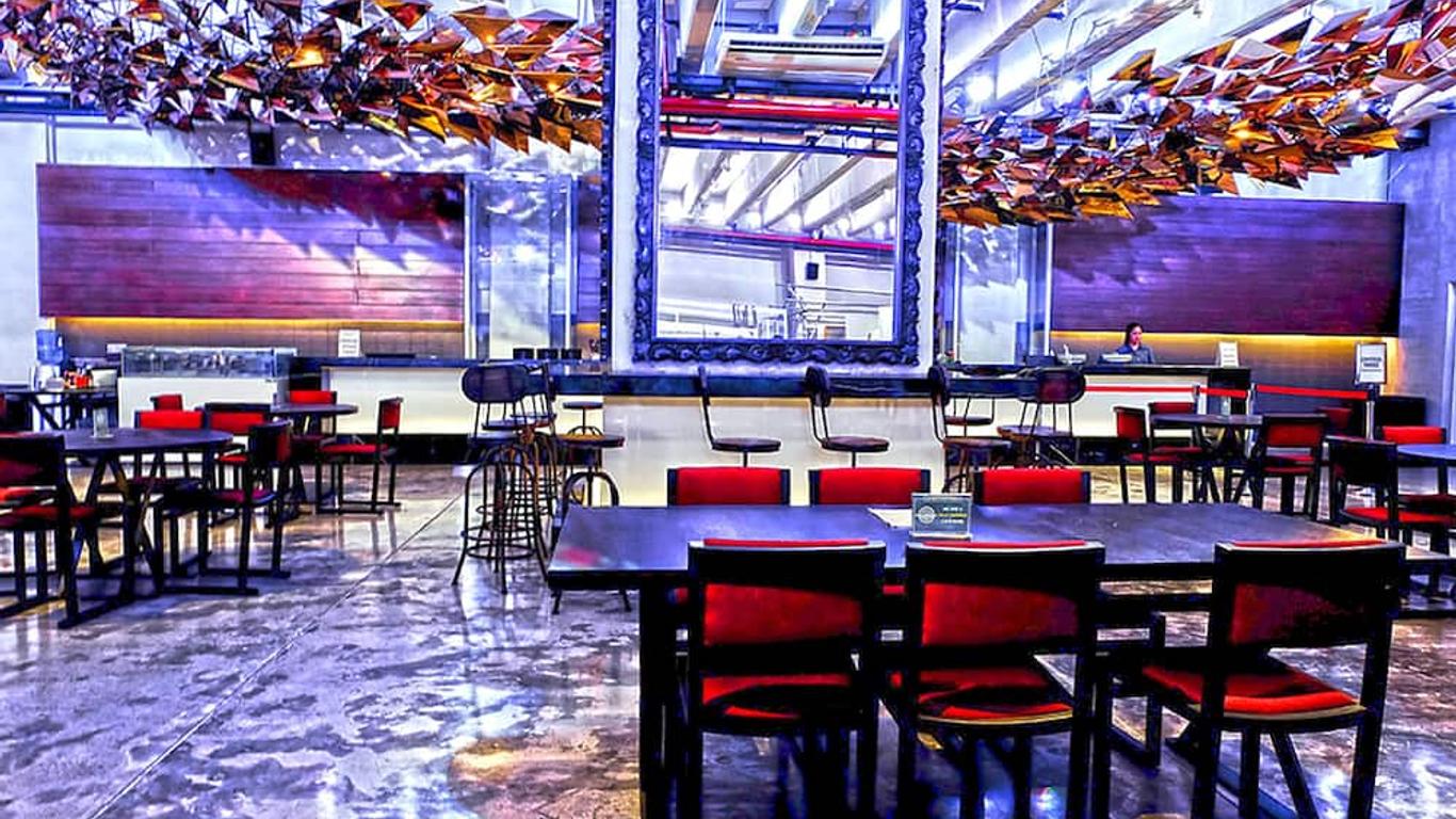綠色陽光酒店 - 馬卡提