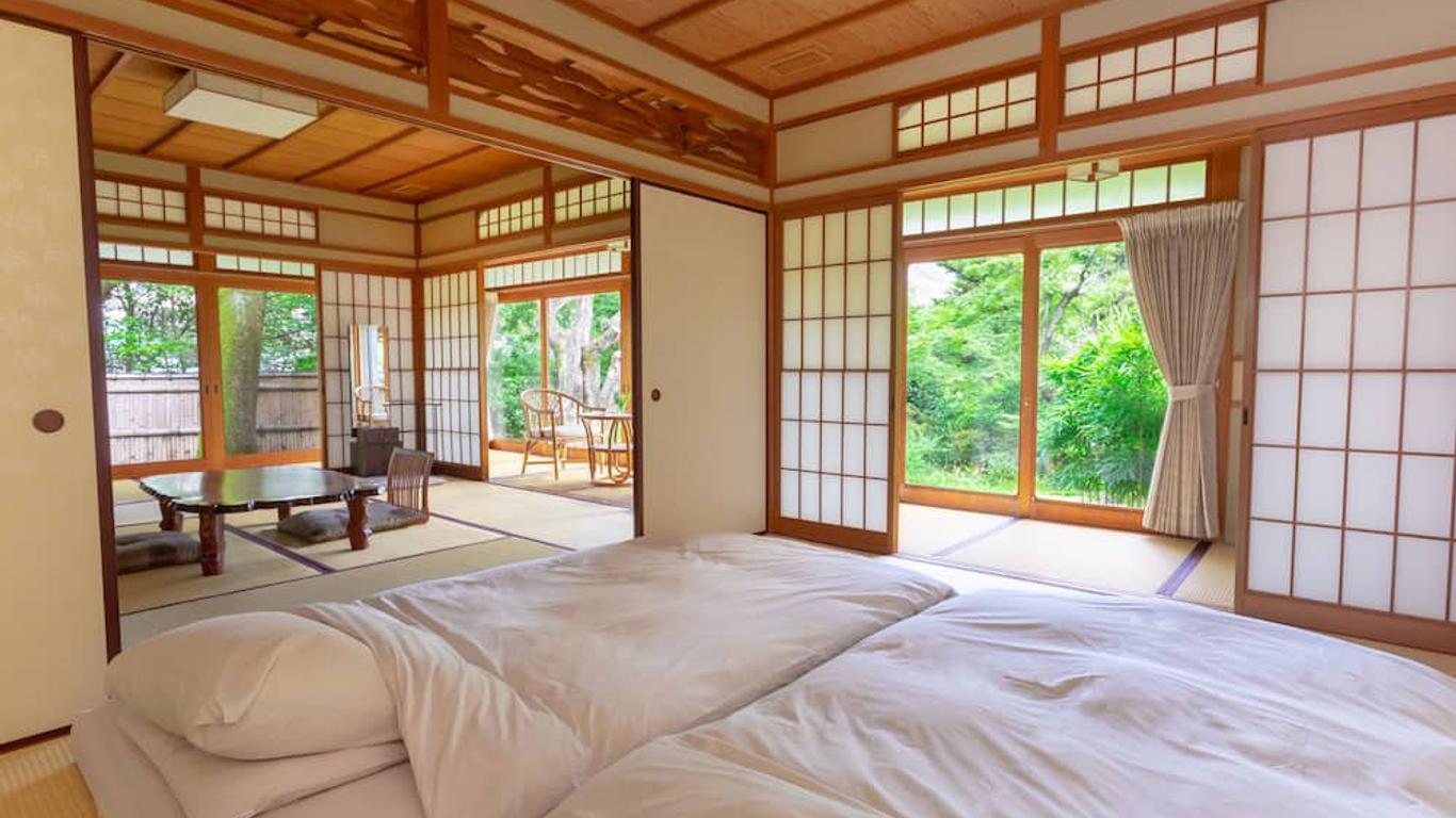 吉田山莊
