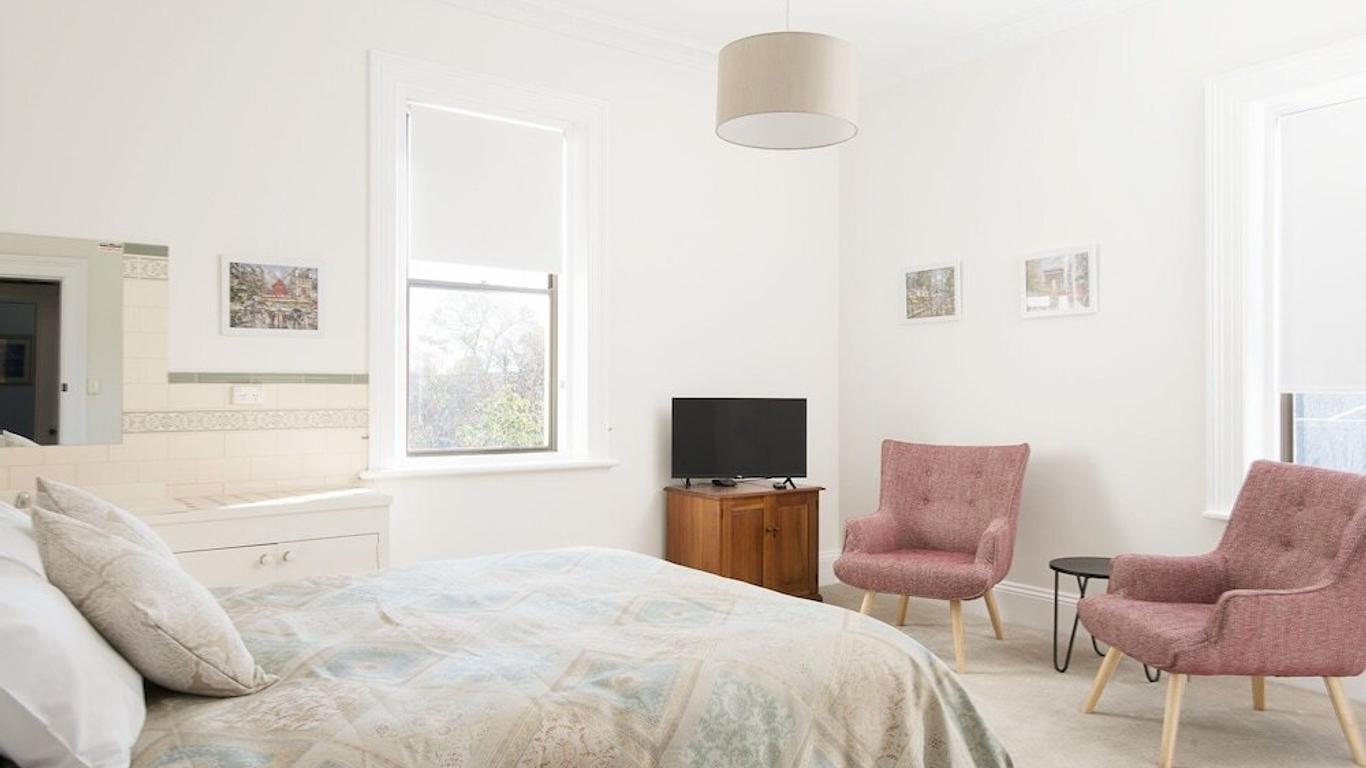 Windmill Hill Lodge