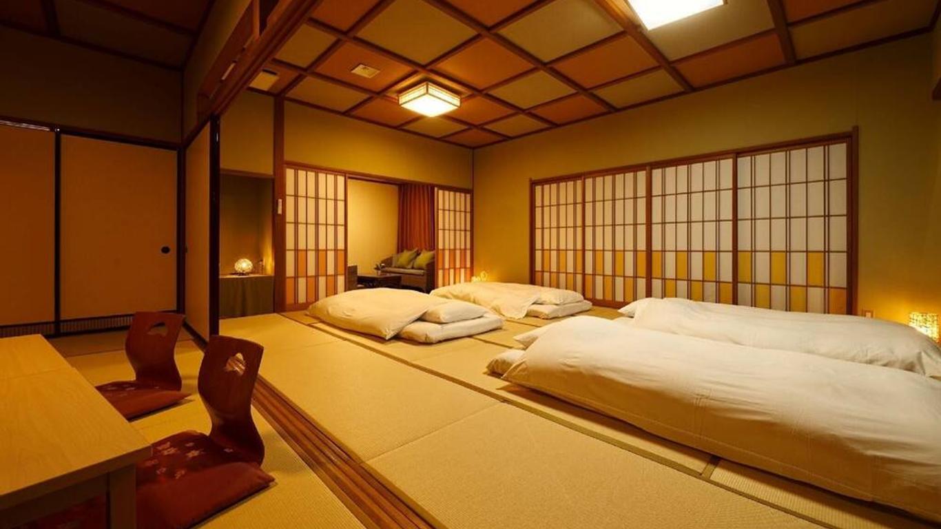 湯快渡假集團山中溫泉花彩朝樂日式旅館 - 僅供女性入住