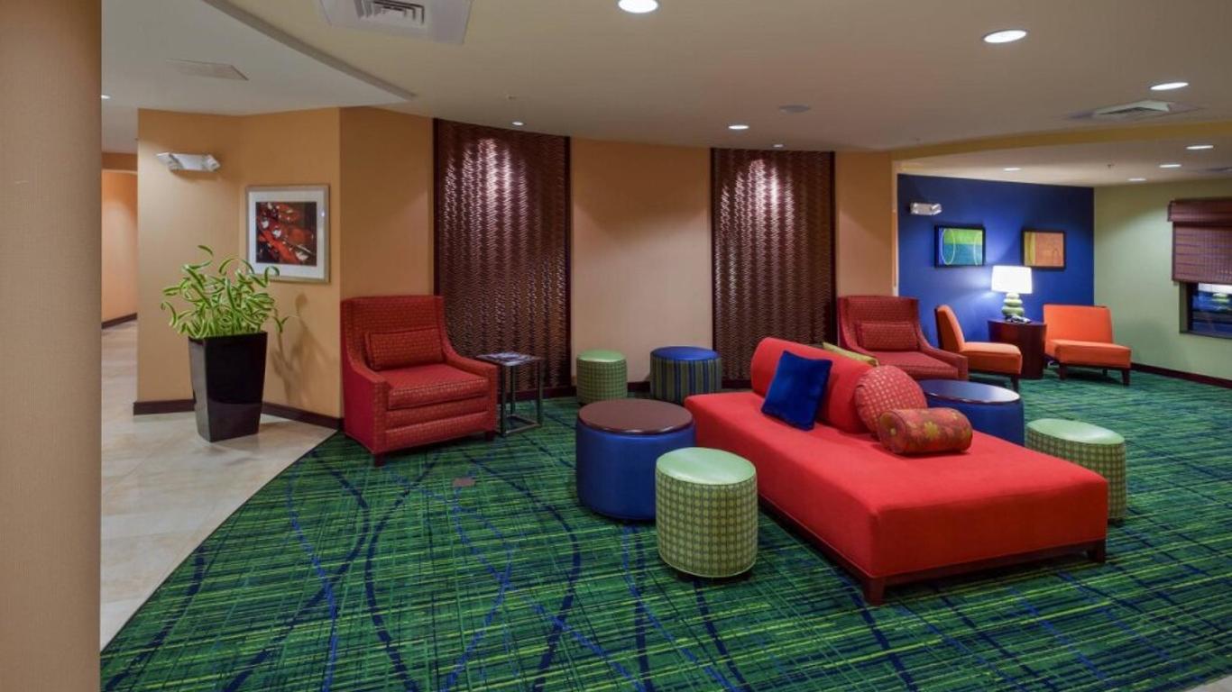 萬豪夏洛特麥修斯 Fairfield Inn & Suites 酒店 - 夏洛特
