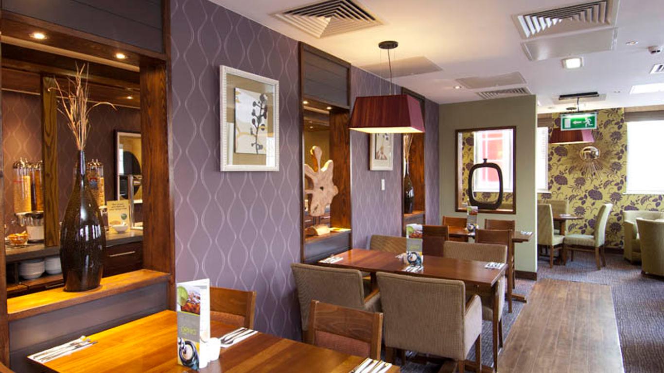 Premier Inn Coventry City (Earlsdon Park)