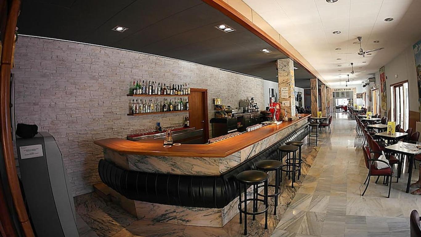 鸚鵡螺酒店 - 羅瑟斯