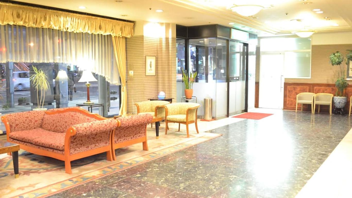 郡山皇冠山丘酒店