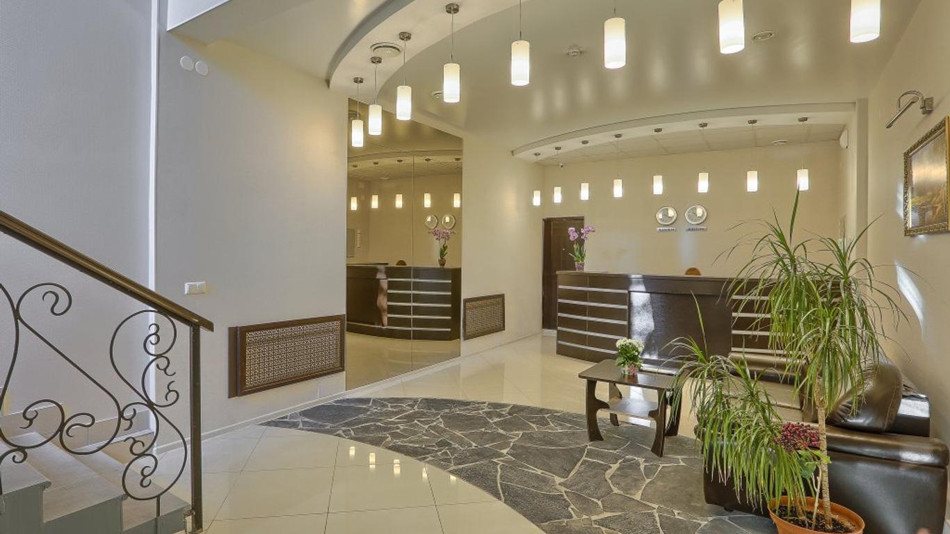 Ladoga Hotel