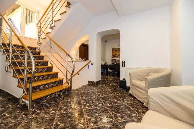 克萊門蒂娜民宿