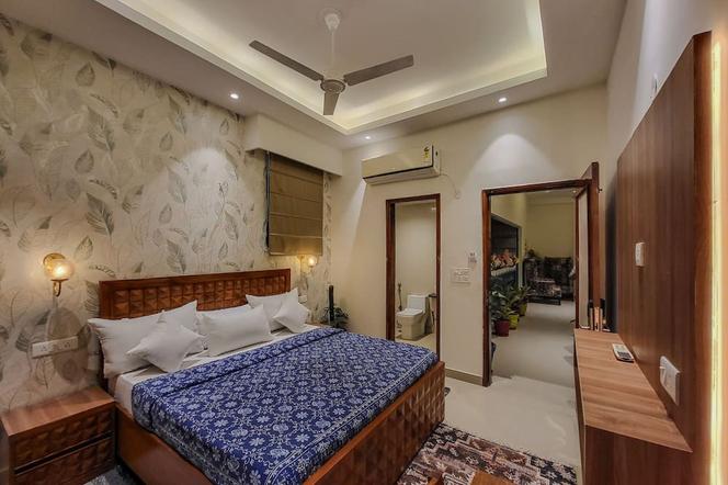 小鬍子德里飯店