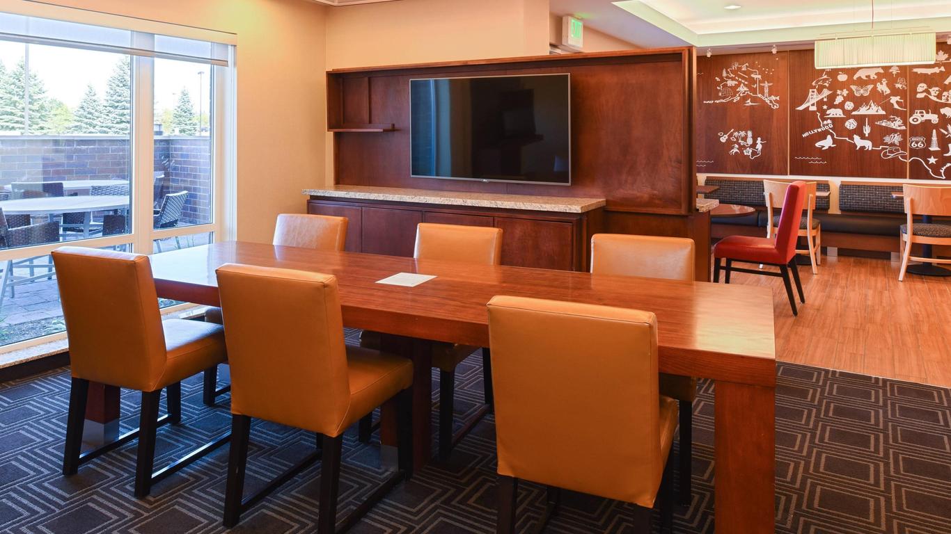 TownePlace Suites Detroit Auburn Hills - 奥伯恩丘