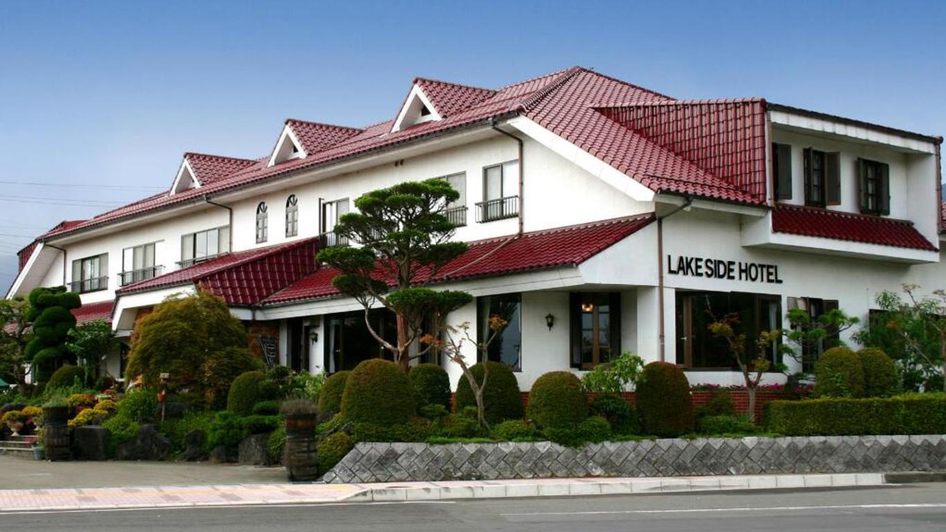 河口湖湖畔飯店