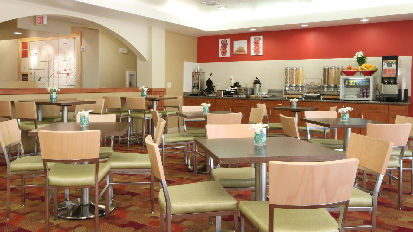 萬豪唐普雷斯套房酒店 - 勒波克