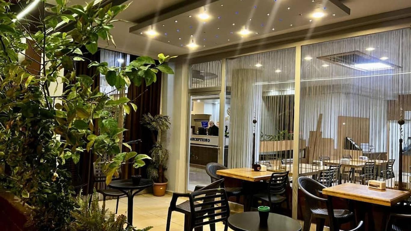 阿達納麻地酒店 - 阿達納