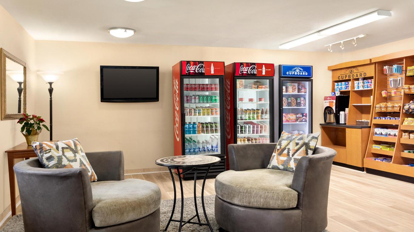 奧古斯塔蠟木套房酒店 - 奥古斯塔